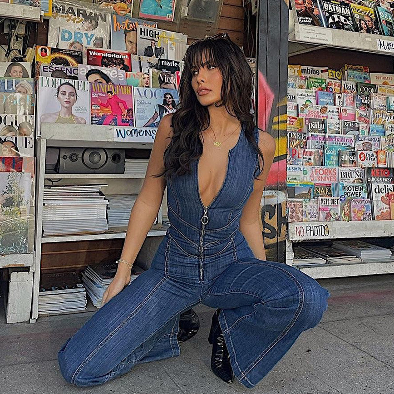 Kirsten | Trendig jumpsuit i denim med hjärtformad utskärning