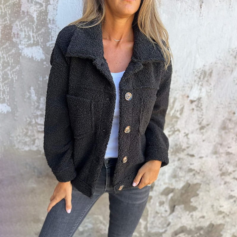 Clara | Croppad jacka med varma slag för kvinnor