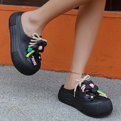 Tindra | Trendy chunky clogs med lekfulla 3D-detaljer