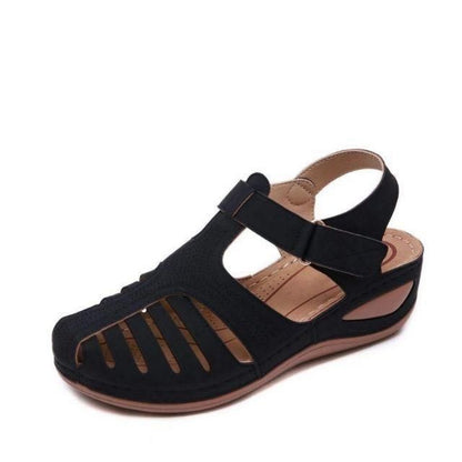 Eléa | Lätta sandaler med kardborreknäppning och ventilerande paneler