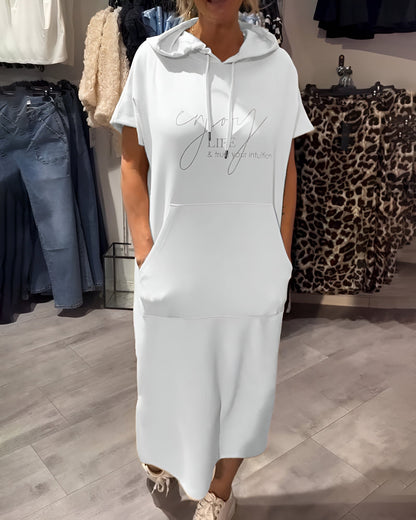 Hilda | Chic streetwear-hoodieklänning med dragskohuva