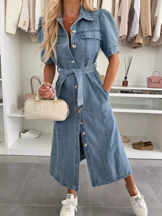Rovina | Mångsidig denimskjortklänning med knäppning och justerbart midjeband