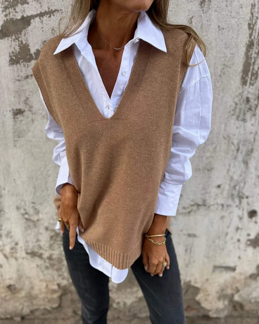 Clara | Tidlös stickad väst med V-ringning för en chic styling