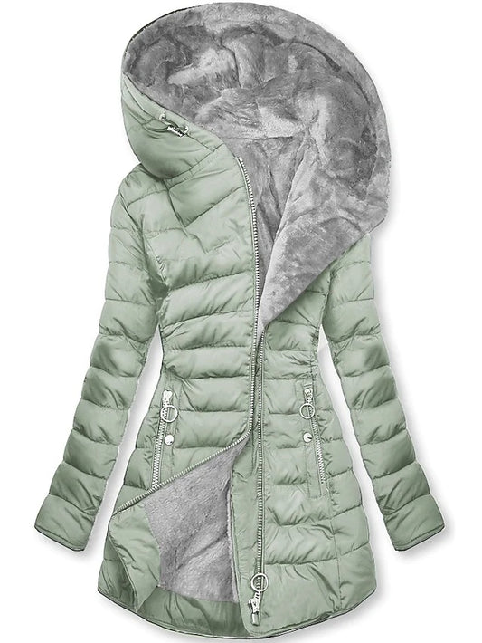 Freja | En Kappa Full av Värme och Elegans