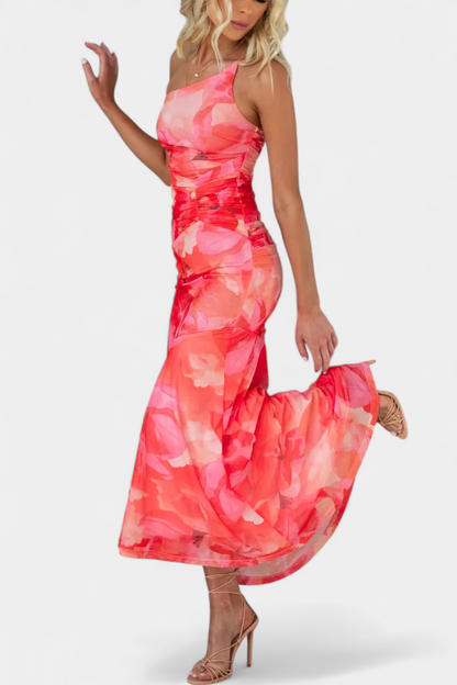 Elise | Bodycon-klänning med asymmetrisk ärm och stilrent blommönster