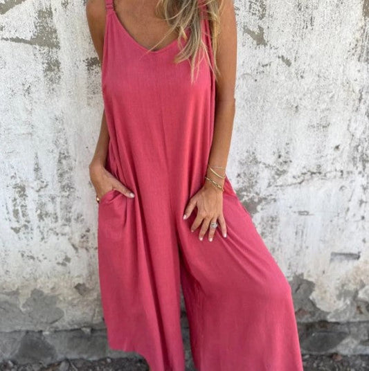 Silje | Lätt jumpsuit med utsvängd fåll och bakre kontursömmar