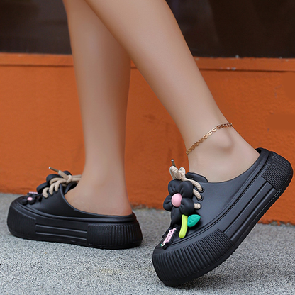 Tindra | Trendy chunky clogs med lekfulla 3D-detaljer