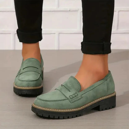 Vera | Loafer i Mocka Slip-On Skor för Damer