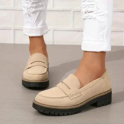 Vera | Loafer i Mocka Slip-On Skor för Damer